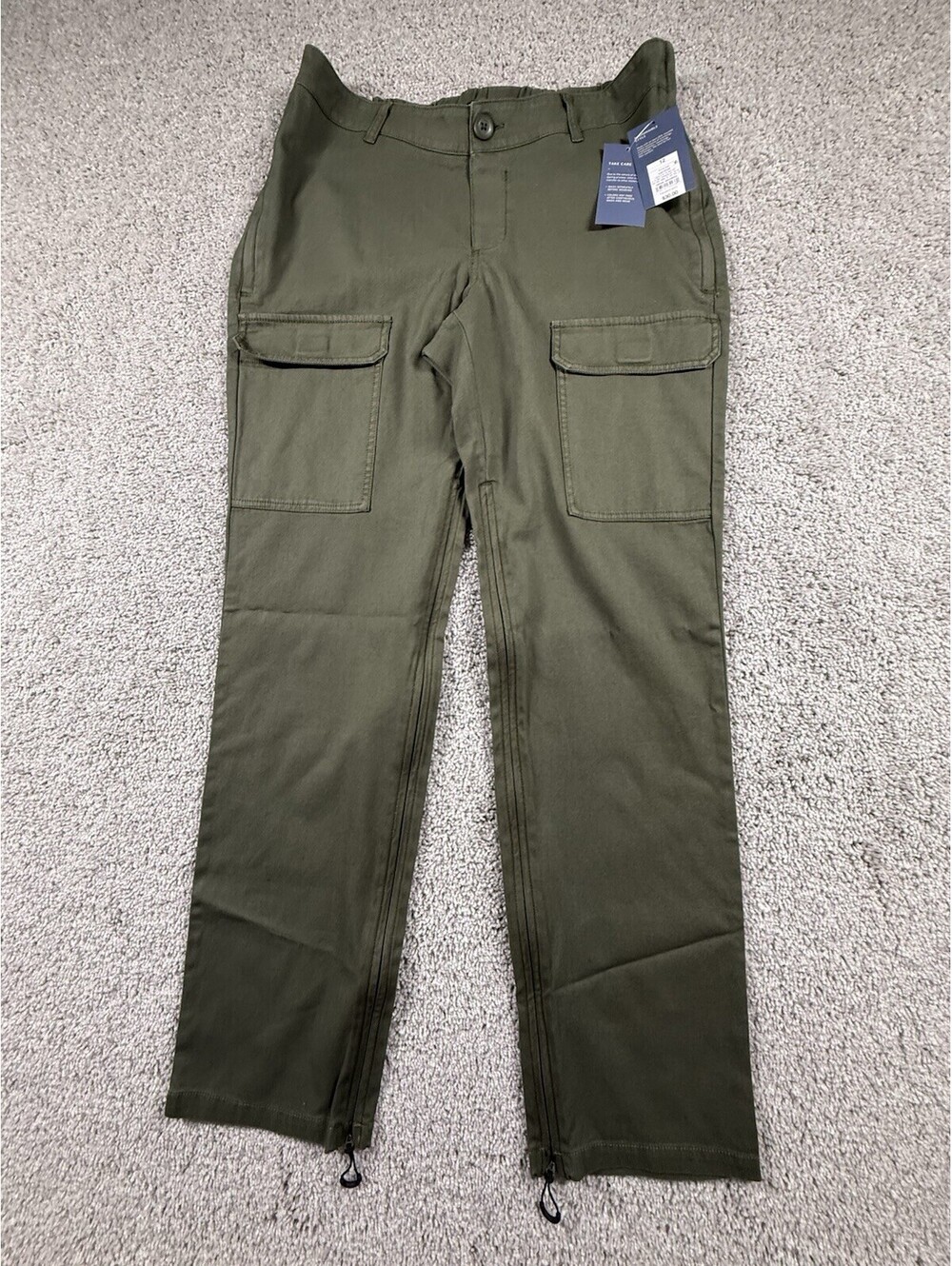 NWT Universal Thread Women’s Adaptative Utility Cargo Pants Size 12 Green $30